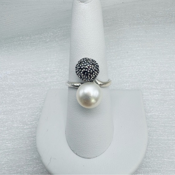 S925 Freshwater Pearl and Marcasite Ring - Picture 3 of 4